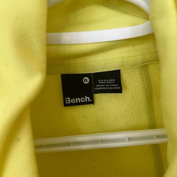 Bench zip up - Picture 2 of 2